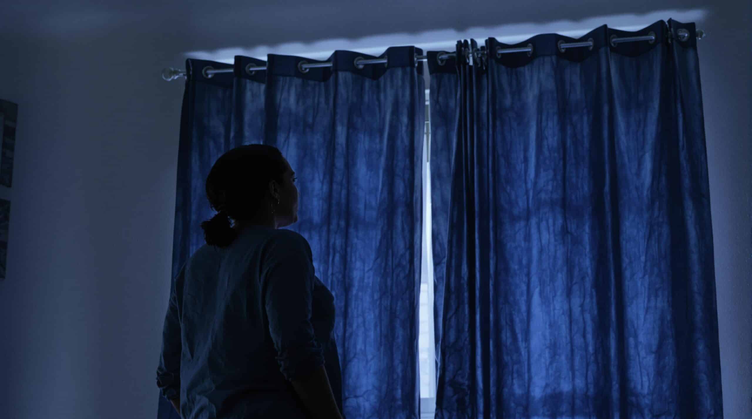 Laver ses rideaux un jour de pluie est une mauvaise idée