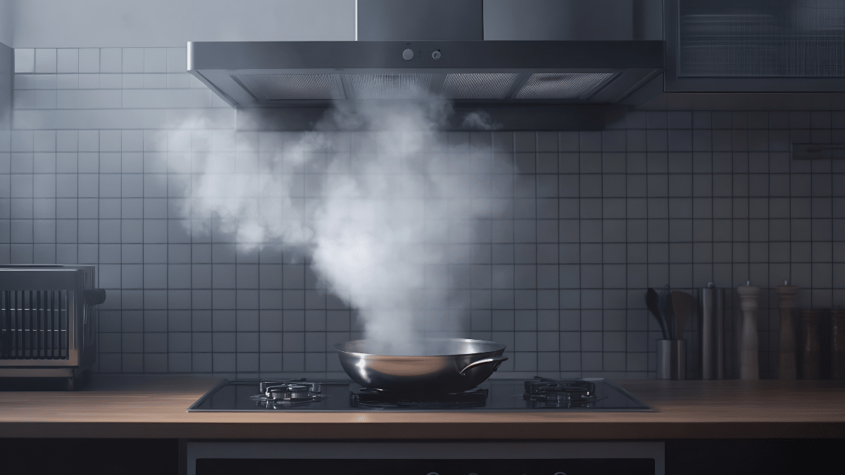 Cette méthode vapeur nettoie la hotte sans effort