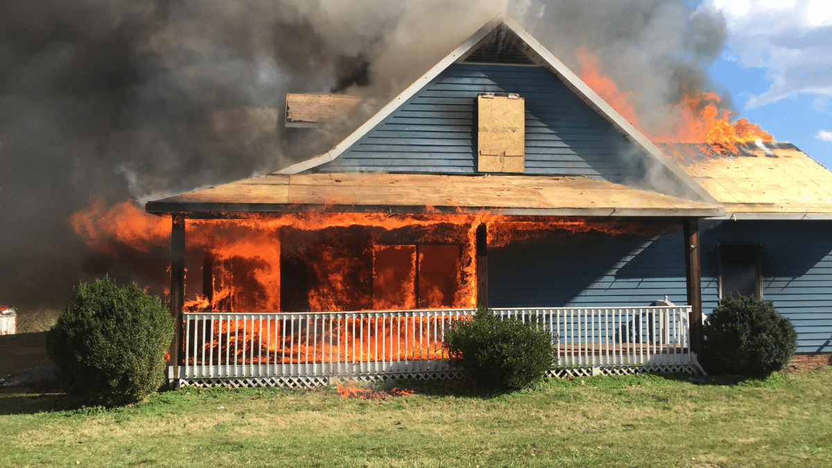 La clause du bail qui change tout en cas d’incendie