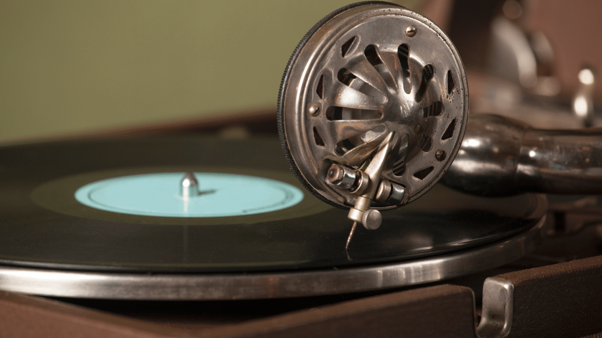 Le tourne-disque rétro qui affole les enchères vaut maintenant plus de 6000 €