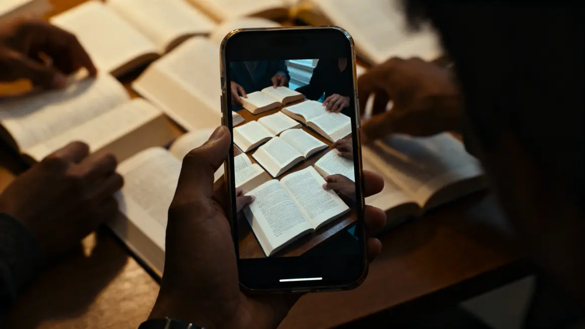 Smartphone video livres BookTok